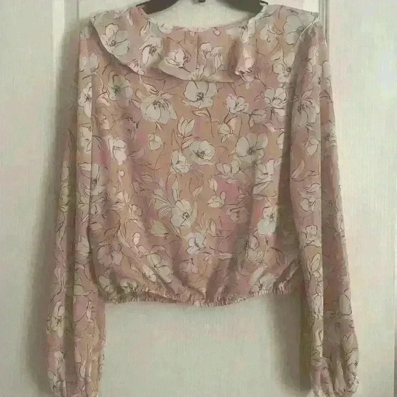 ASTR The Label Floral Ruffle Top - Picture 6 of 7